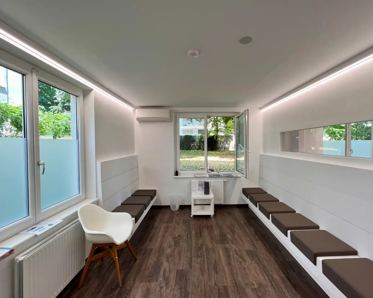 Dr. Emile Valimberti, Urologie