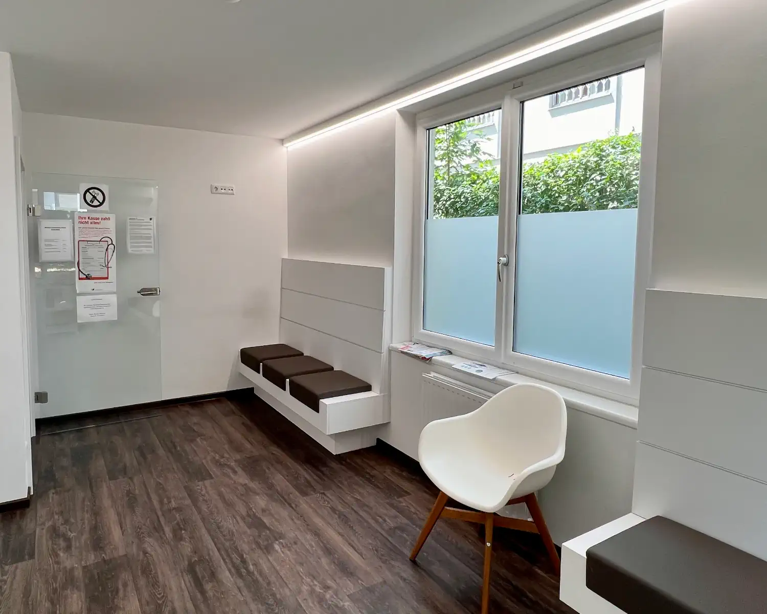 Dr. Emile Valimberti, Urologie